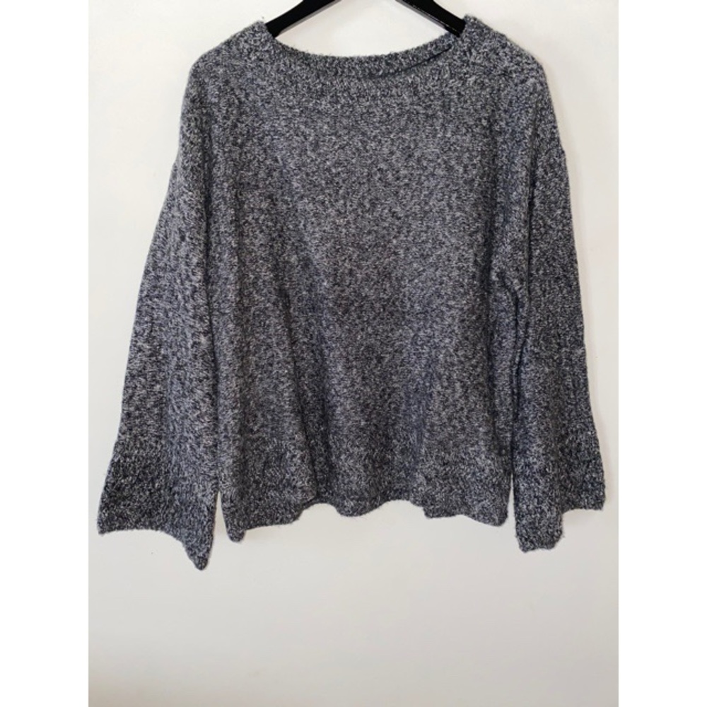 Wide Sleeve Blue/Gray Sweater